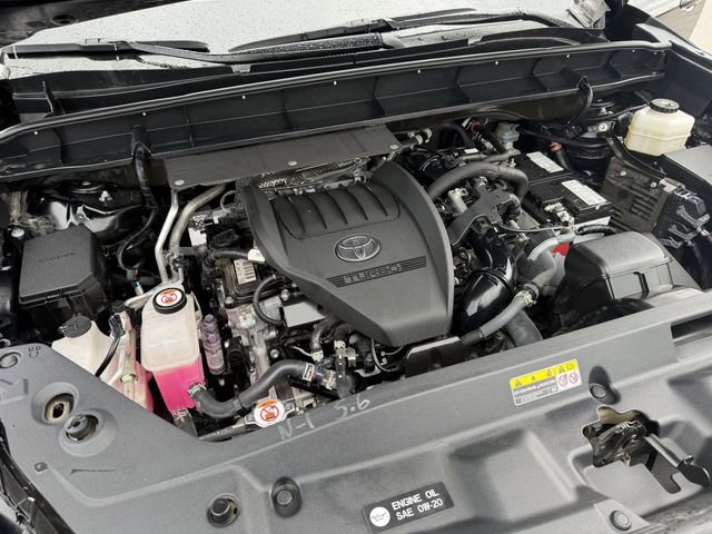 Used 2023 Toyota Highlander XSE image 26