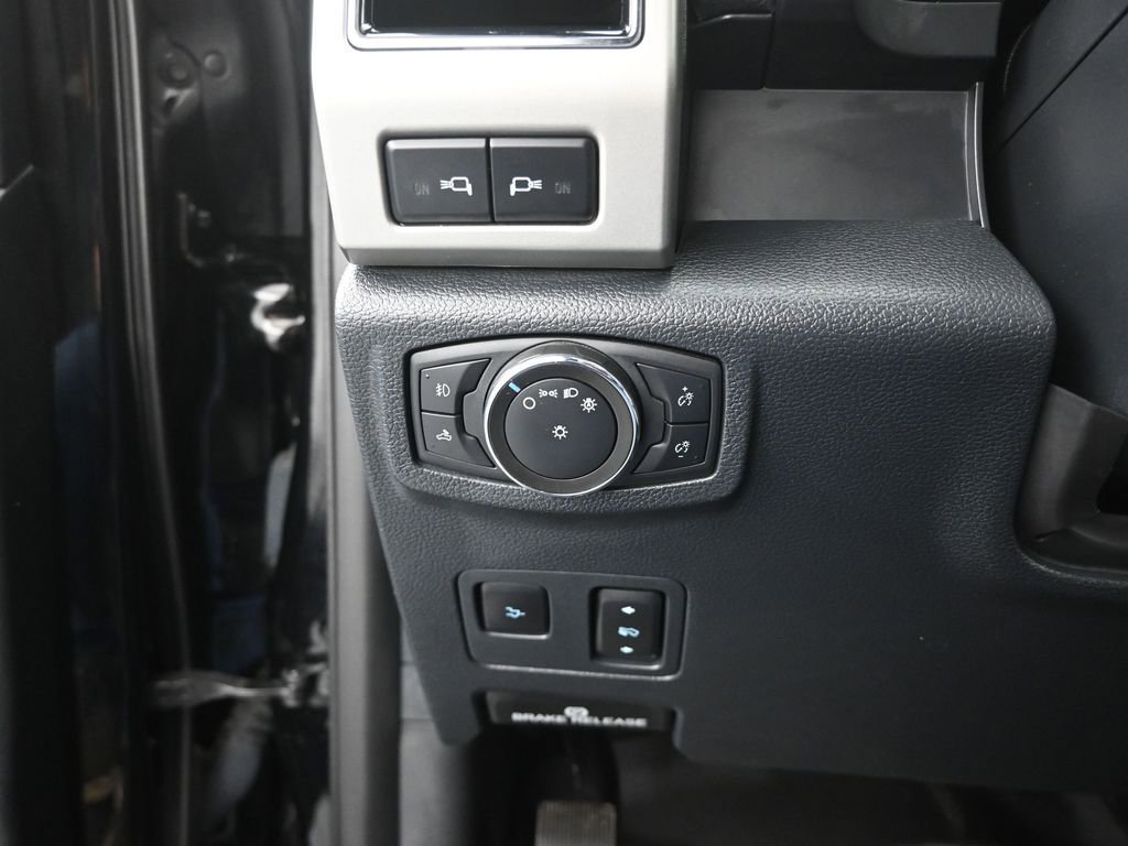 Certified 2022 Ford F250 Lariat w/ Lariat Ultimate Package image 13