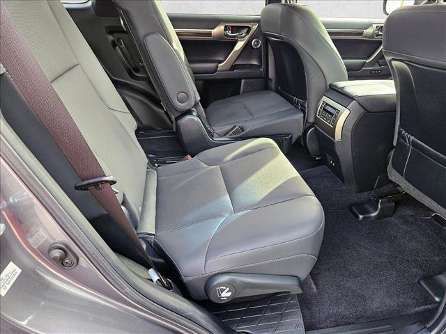 Used 2021 Lexus GX 460 Premium w/ Accessory Package AWD/4WD image 19