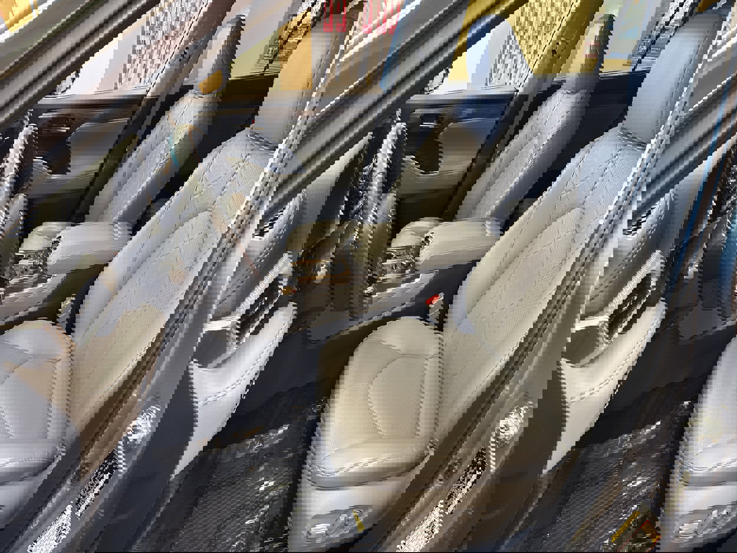 Used 2022 Toyota Highlander Platinum image 31