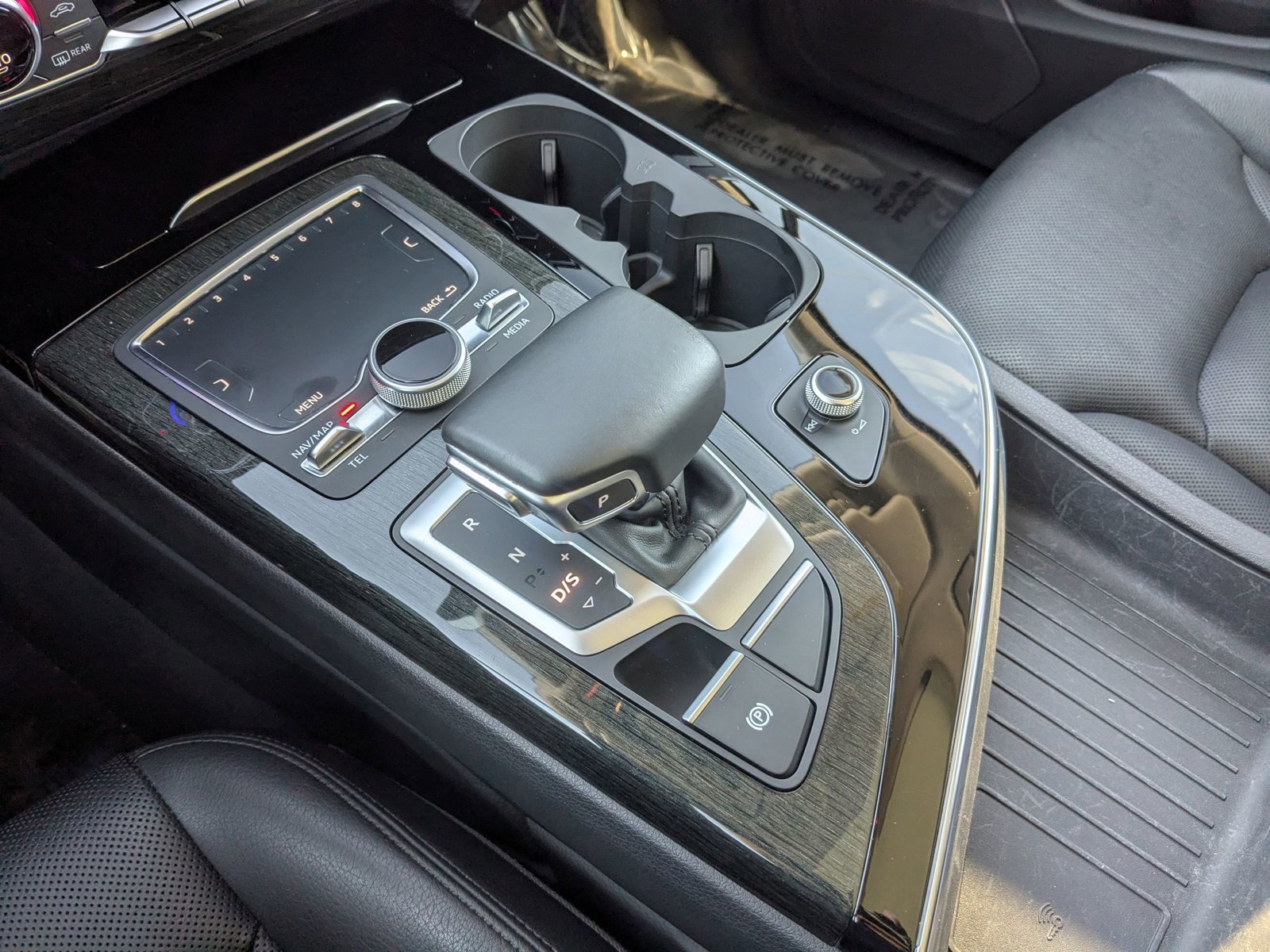 Used 2019 Audi Q7 3.0T Prestige image 15