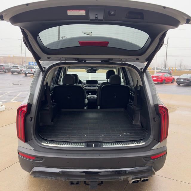 Used 2021 Kia Telluride SX w/ SX Prestige Package image 13