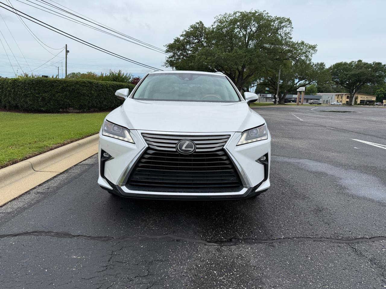 Used 2019 Lexus RX 350 FWD w/ Navigation Package image 3