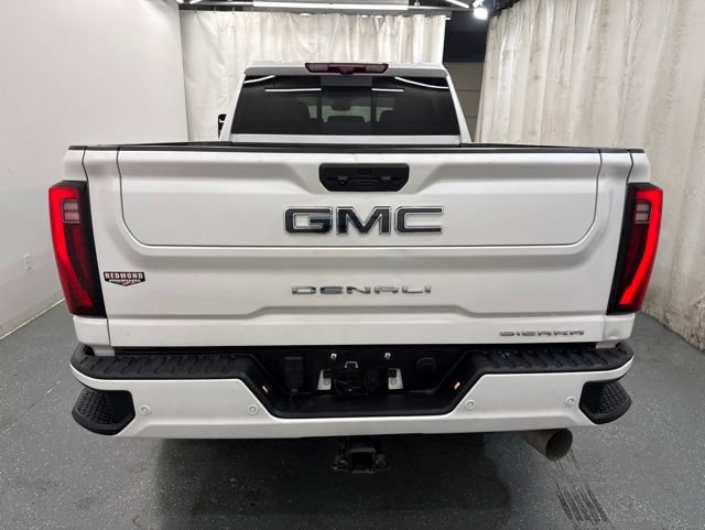 Used 2024 GMC Sierra 2500 Denali Ultimate AWD/4WD image 7