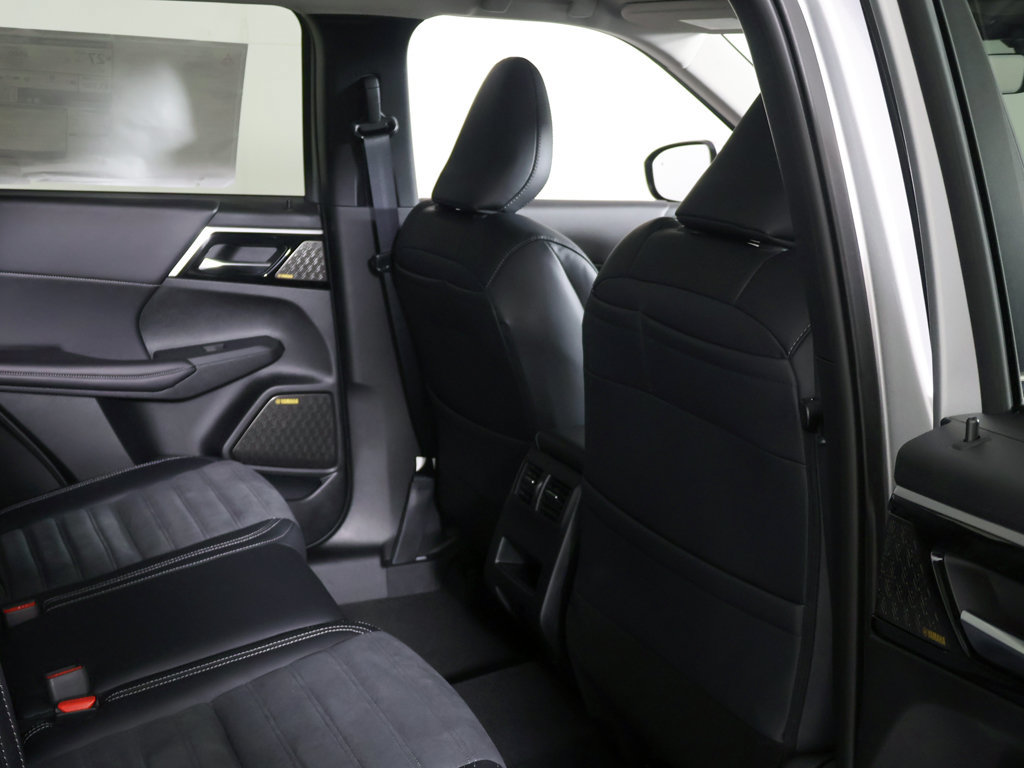 New 2027 Mitsubishi Outlander SE AWD/4WD image 33