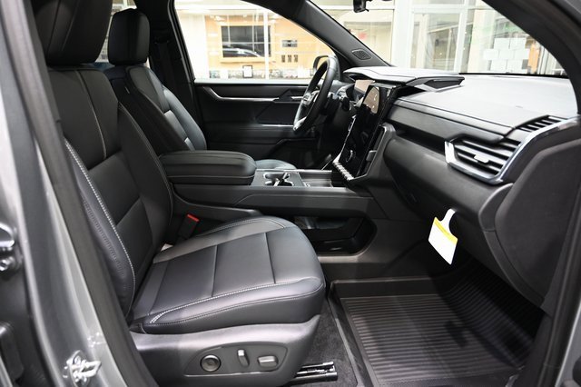 New 2026 GMC Acadia Elevation w/ Black Edition image 10