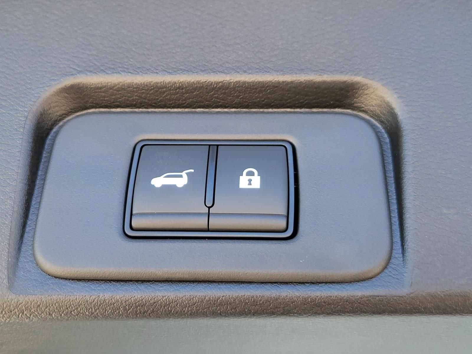 New 2026 Nissan Rogue SV image 12