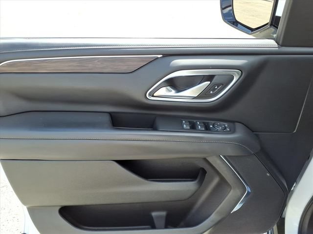 Used 2023 Chevrolet Suburban LS w/ Driver Alert Package AWD/4WD image 17