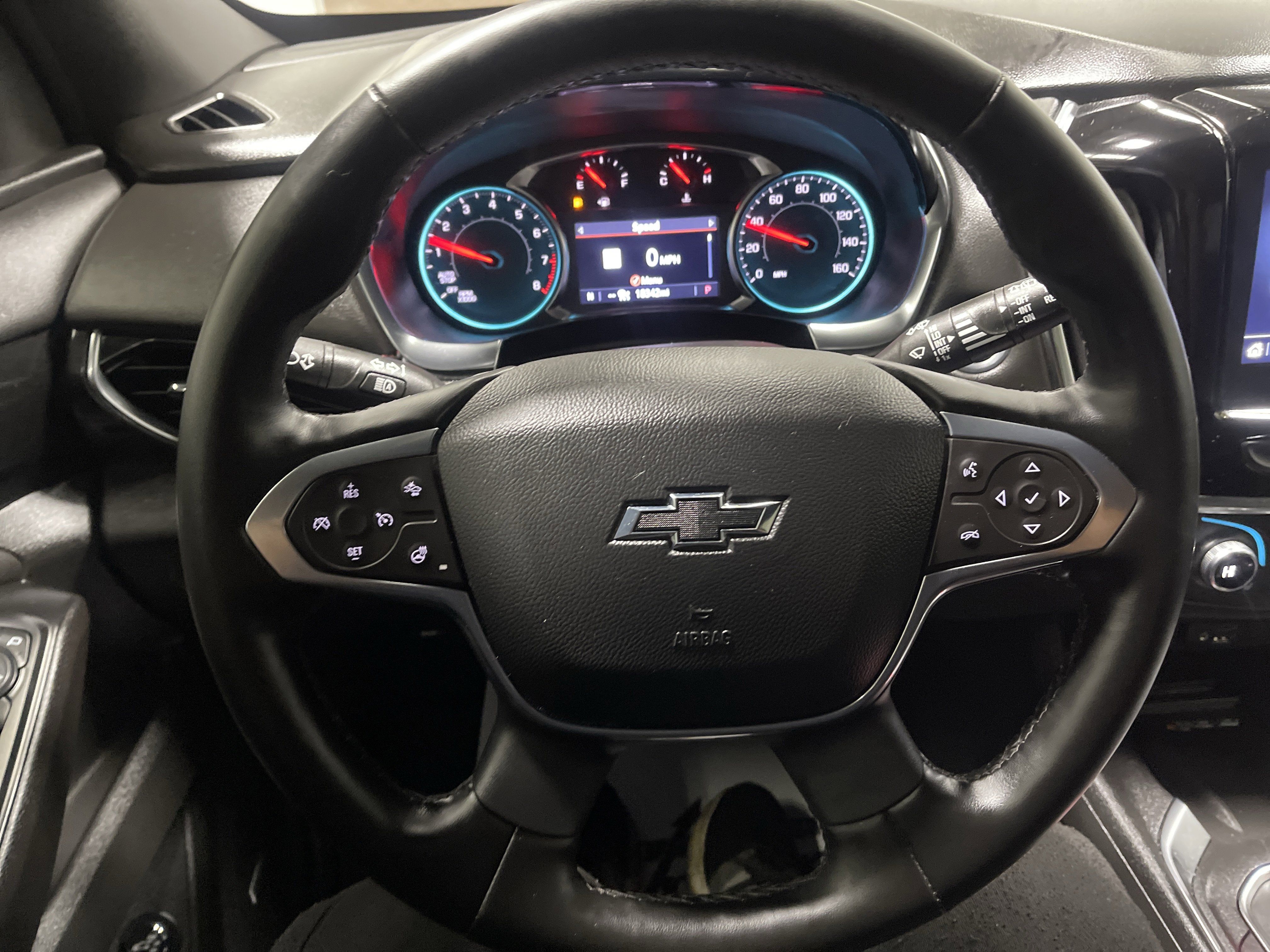 Used 2024 Chevrolet Traverse RS w/ LPO, Floor Liner Package image 30