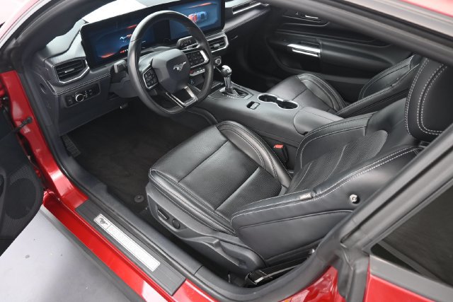 Used 2024 Ford Mustang GT Premium RWD image 11
