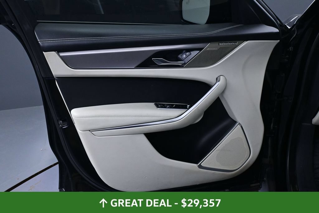 Used 2021 Jaguar F-PACE R-Dynamic S AWD/4WD image 19