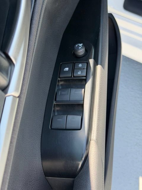 Used 2025 Toyota Camry LE FWD image 19