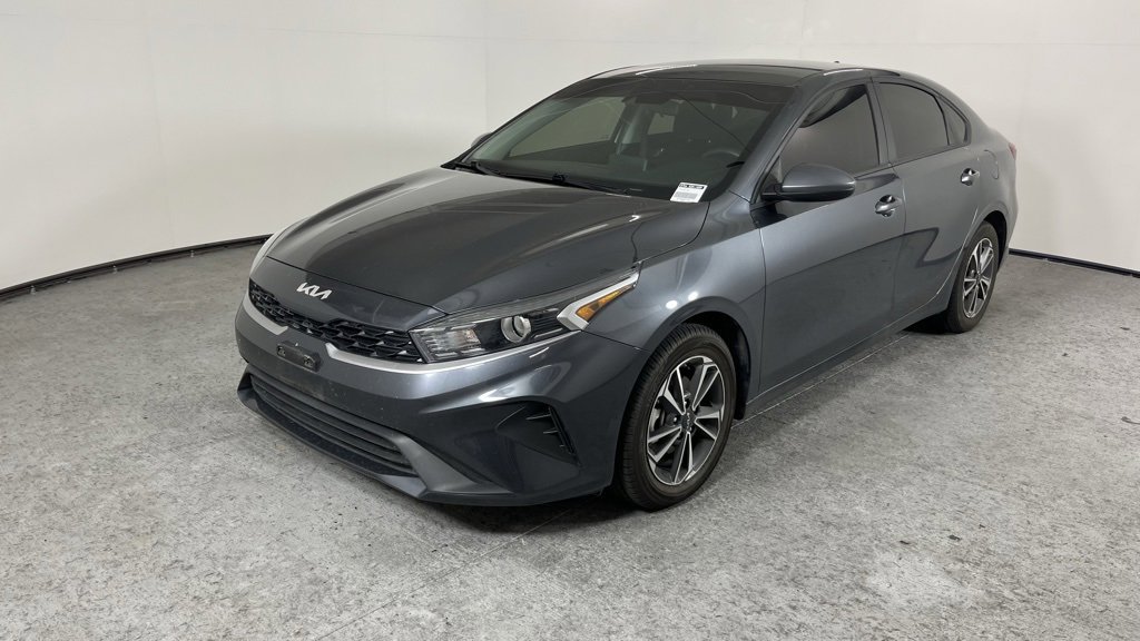 Used 2024 Kia Forte LXS image 4