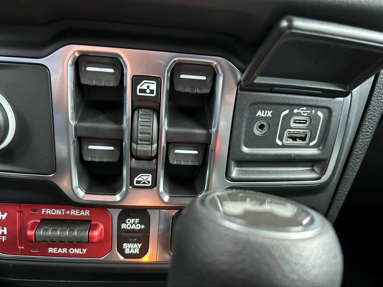 New 2026 Jeep Wrangler Unlimited Rubicon w/ Safety Group AWD/4WD image 32
