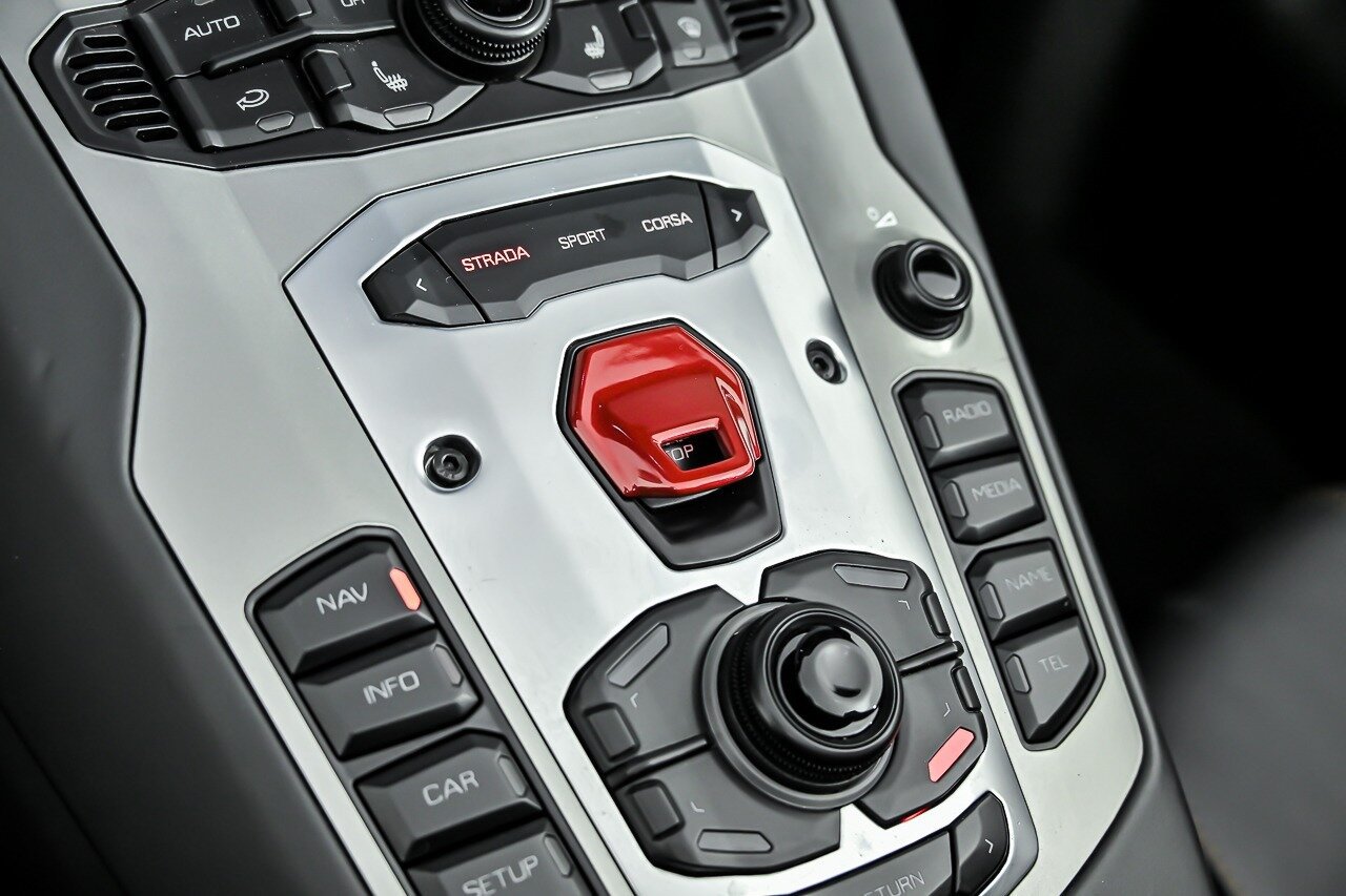Used 2014 Lamborghini Aventador LP 700-4 AWD/4WD image 31