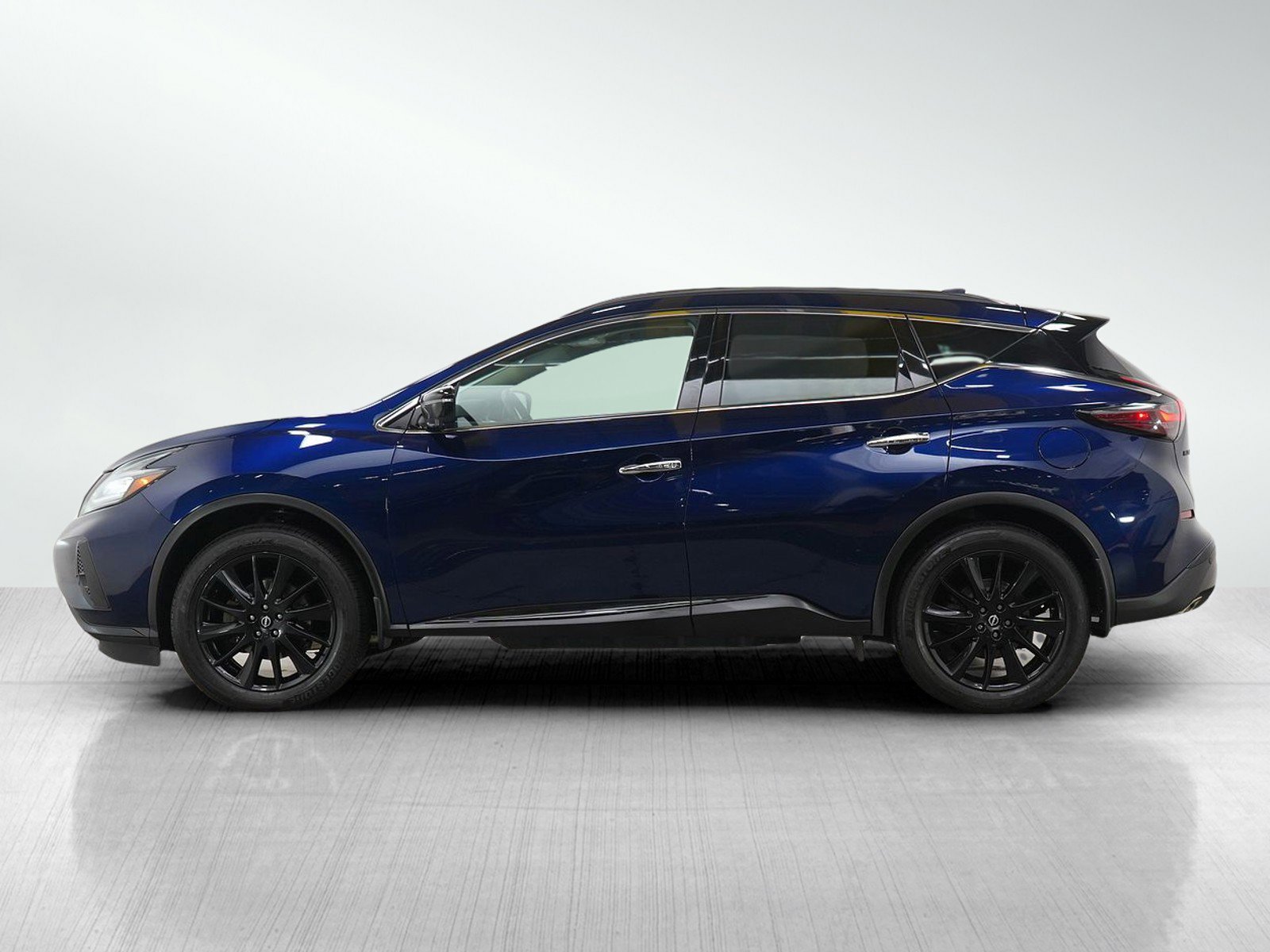 Used 2023 Nissan Murano SL image 2