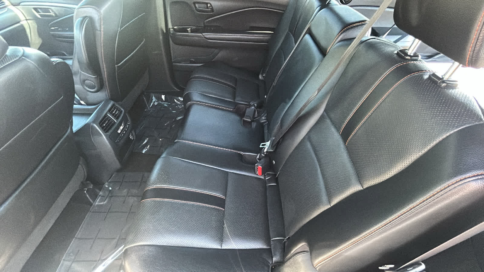 Used 2022 Honda Pilot TrailSport image 24