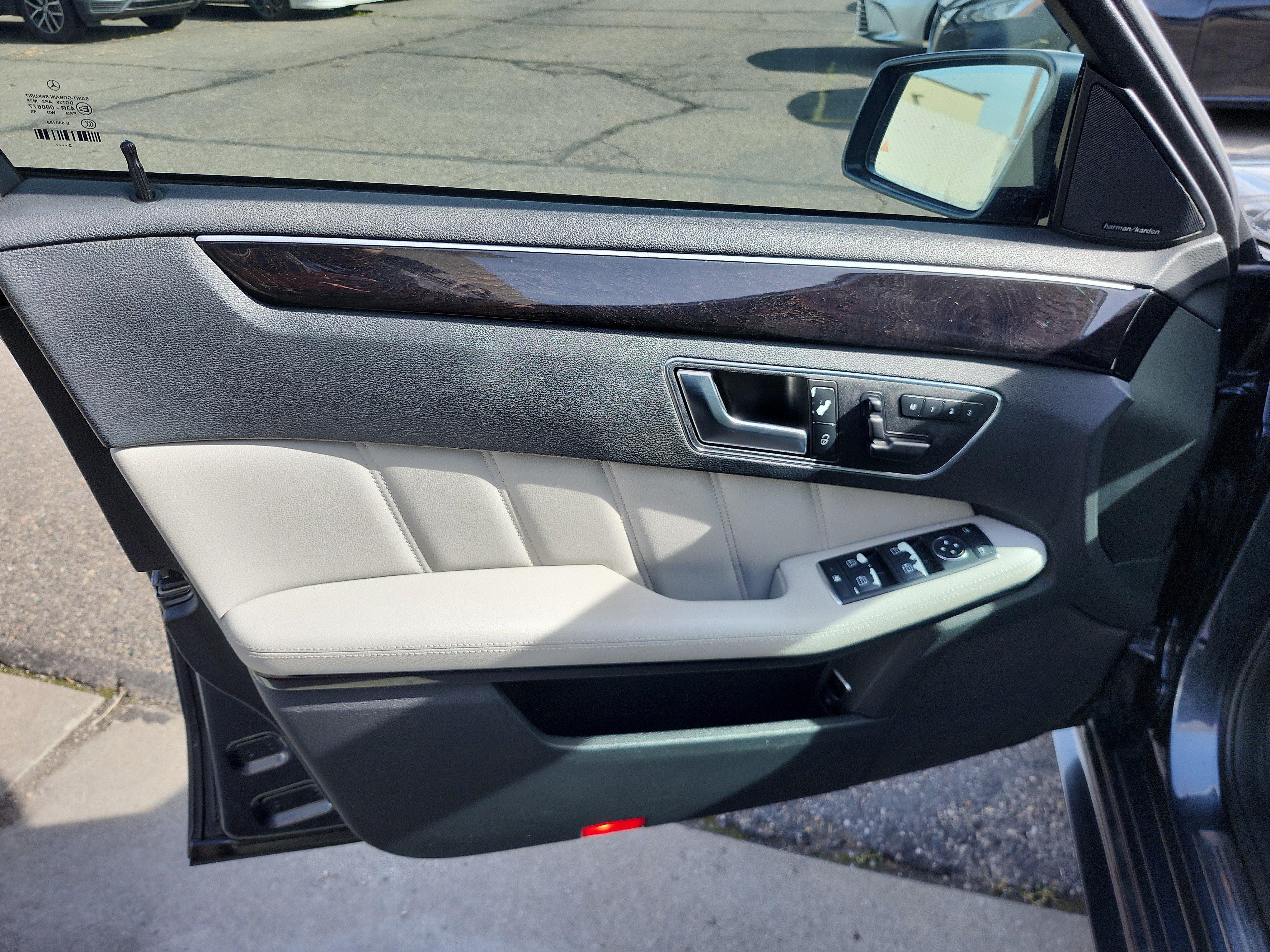 Used 2013 Mercedes-Benz E 350 BlueTEC Sedan image 13