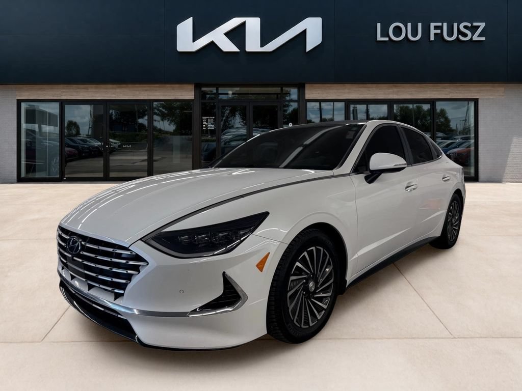 Used 2021 Hyundai Sonata Limited FWD image 1