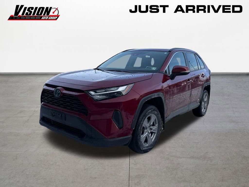 Used 2024 Toyota RAV4 XLE w/ Convenience Package image 1