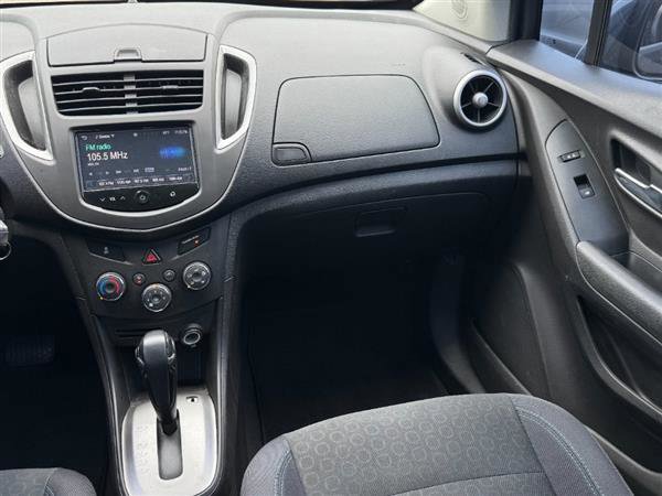 Used 2016 Chevrolet Trax LS FWD image 11