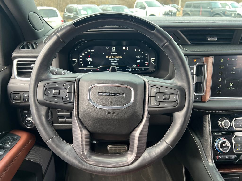 Used 2023 GMC Yukon Denali Ultimate image 10
