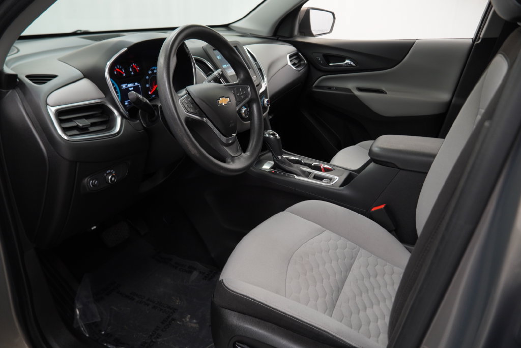 Used 2018 Chevrolet Equinox LT FWD image 19
