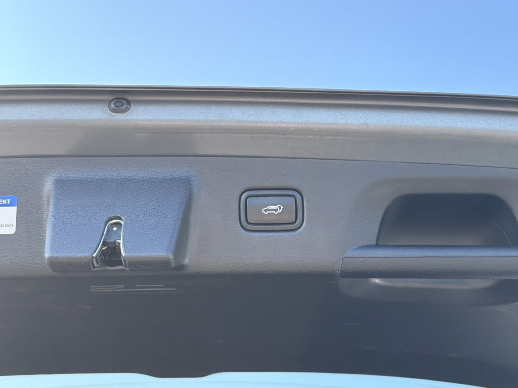 Used 2022 Hyundai Palisade Calligraphy FWD image 16