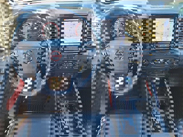 Used 2023 Nissan Frontier PRO-4X w/ Pro-4X Premium Package image 26