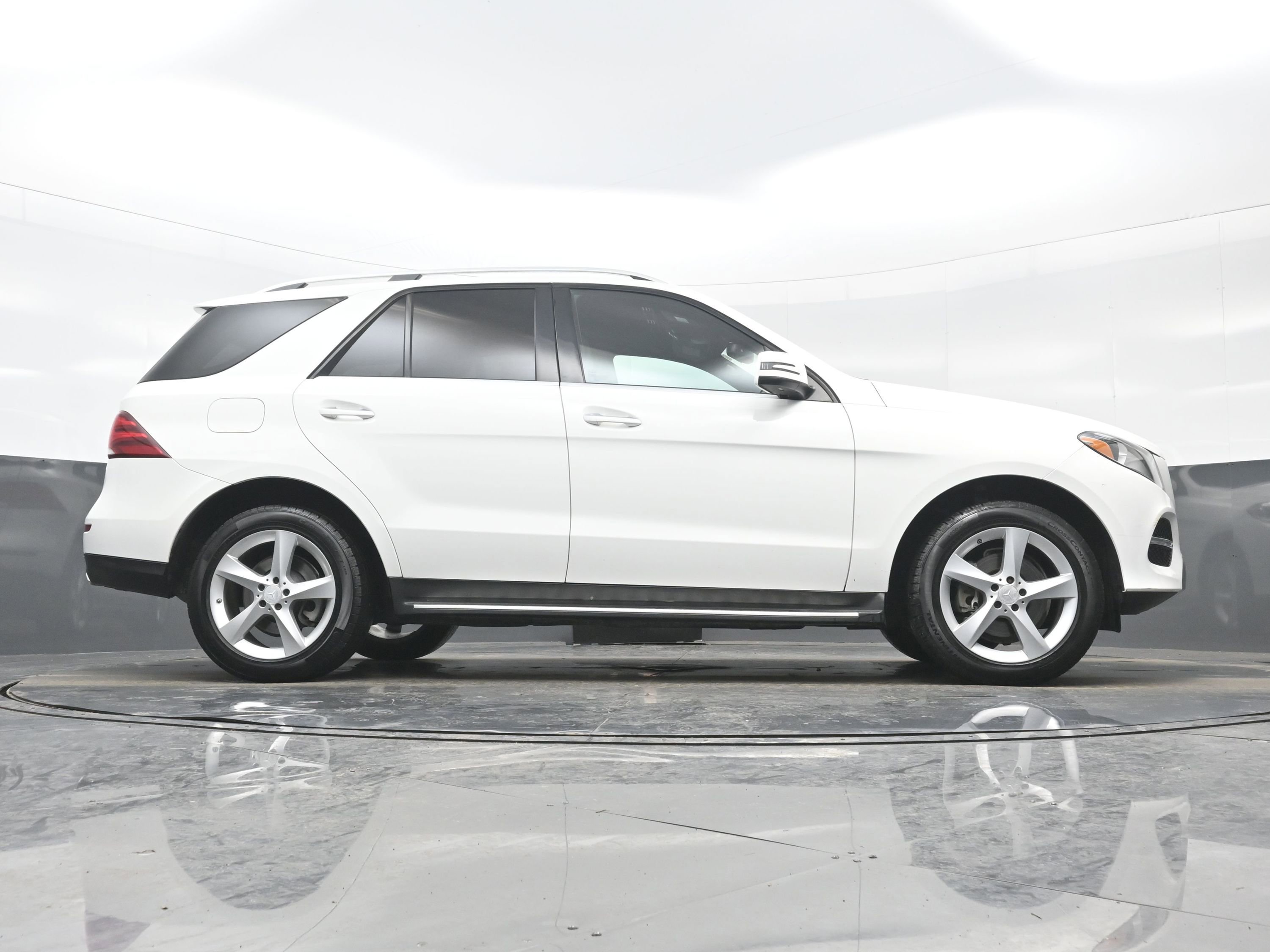 Used 2016 Mercedes-Benz GLE 350 4MATIC image 32