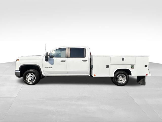 Used 2024 Chevrolet Silverado 3500 W/T w/ WT Convenience Package AWD/4WD image 3