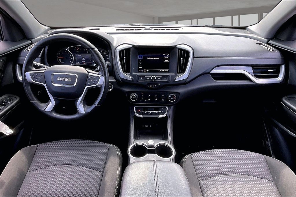 Used 2024 GMC Terrain SLE AWD/4WD image 4