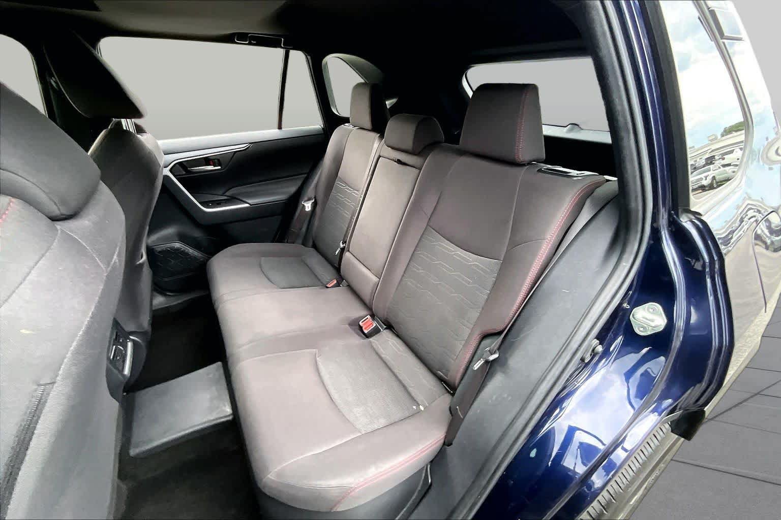 Used 2023 Toyota RAV4 SE w/ Weather & Moonroof Package AWD/4WD image 20
