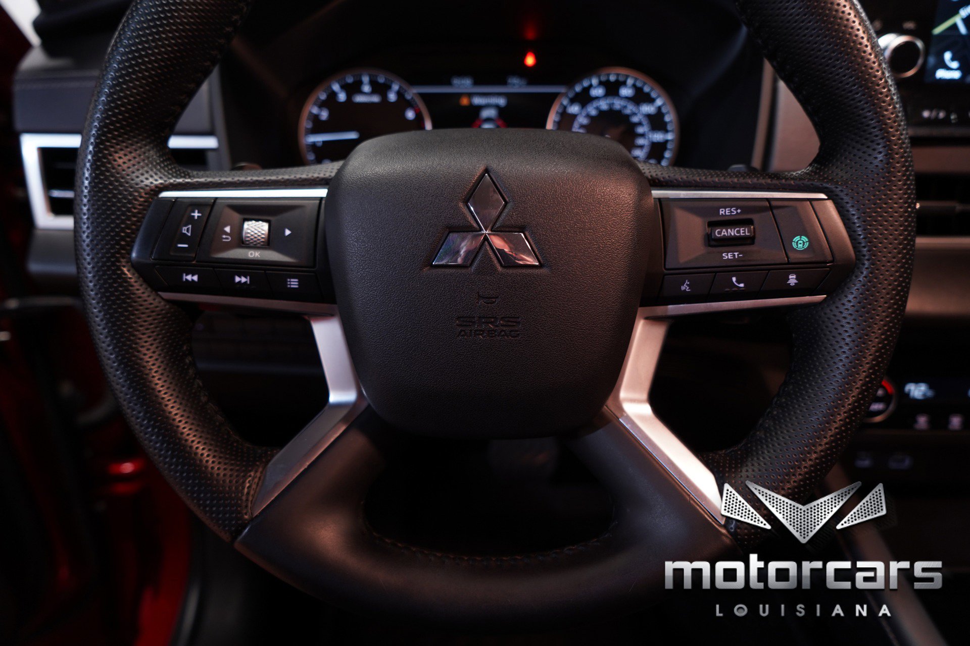 Used 2023 Mitsubishi Outlander SE image 28