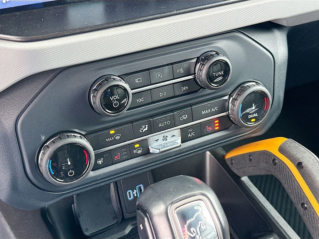 Used 2022 Ford Bronco Badlands image 22