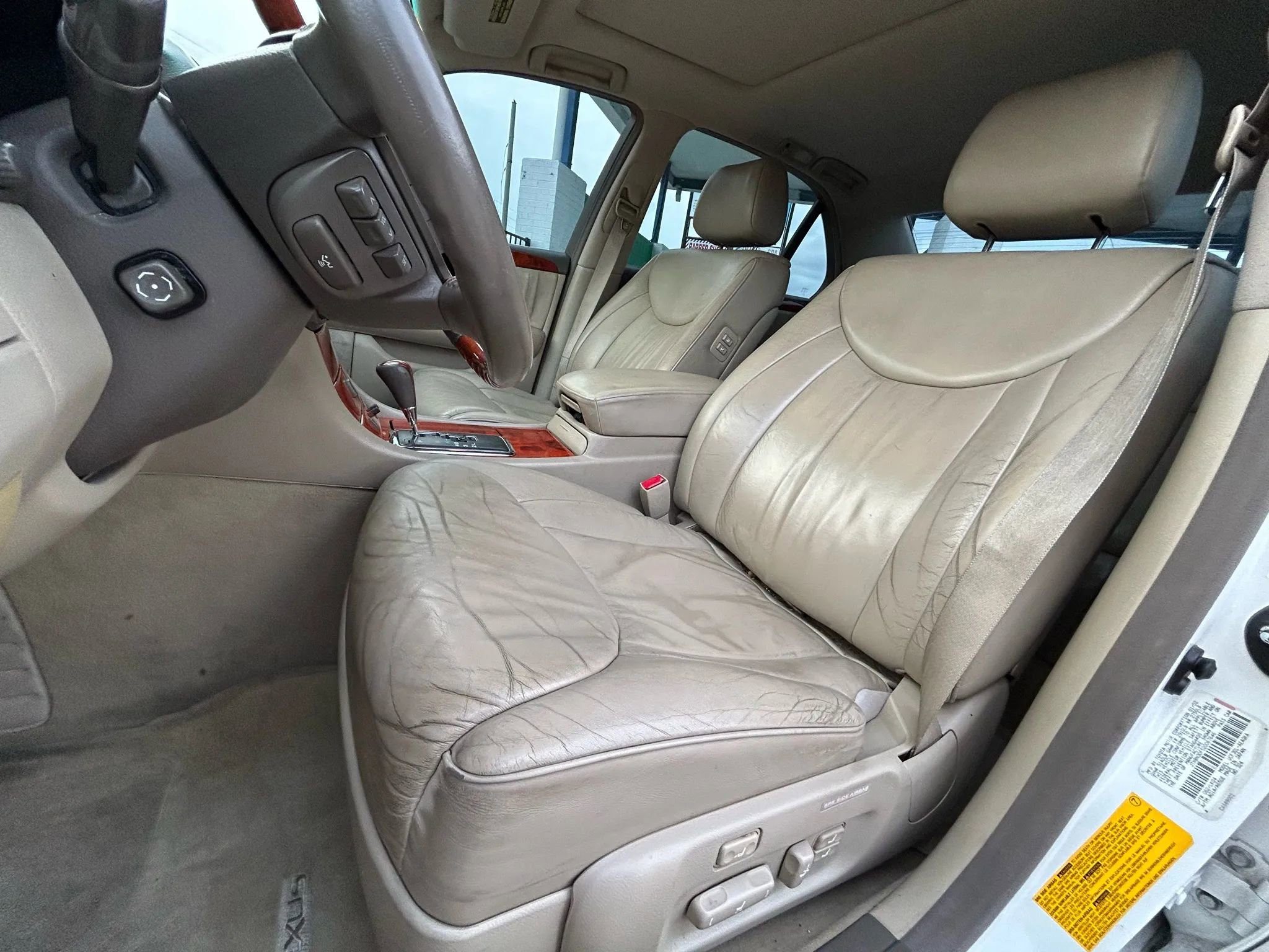 Used 2002 Lexus LS 430 RWD image 9