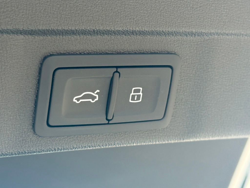 Used 2025 Audi A5 2.0T Premium w/ Convenience Package image 51