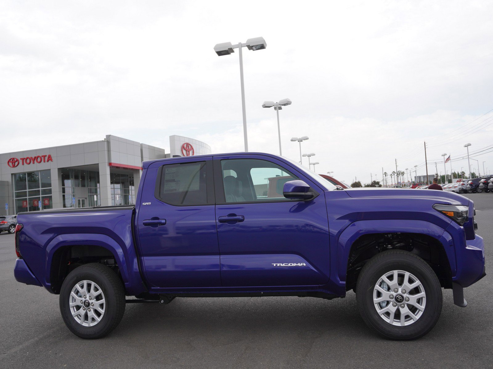 New 2025 Toyota Tacoma SR5 image 4