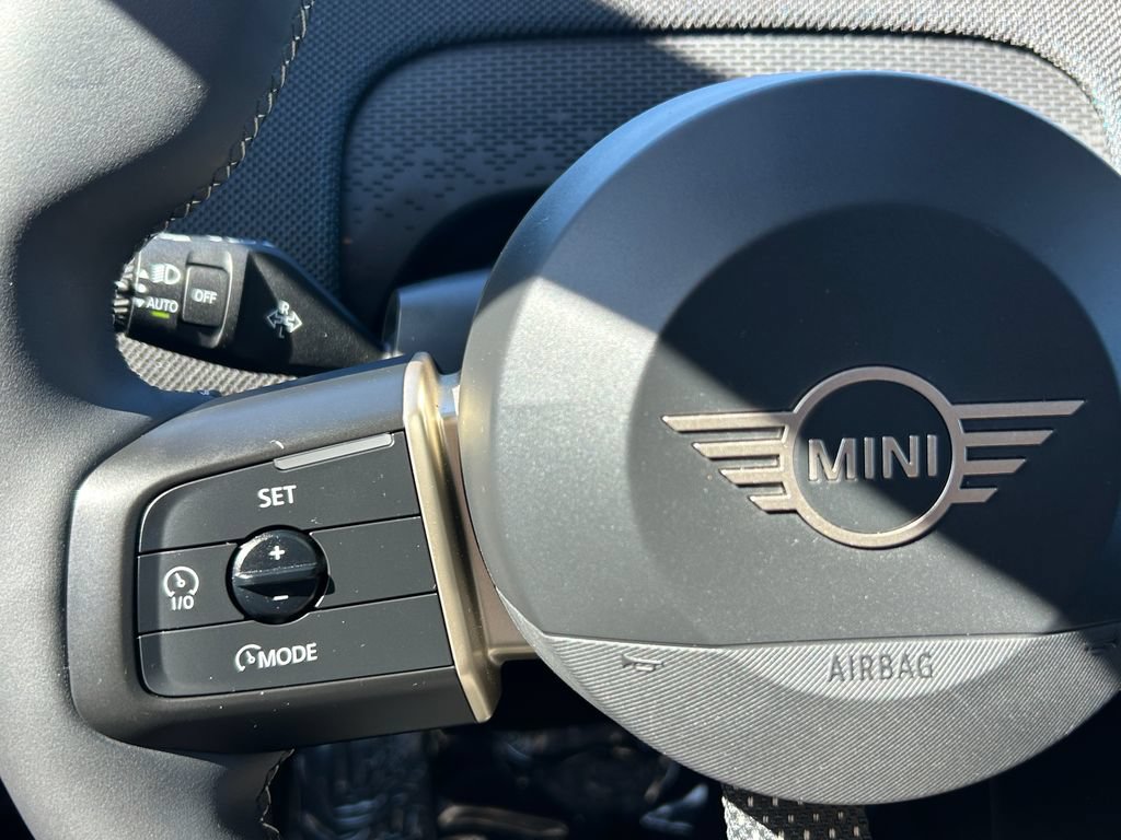 Used 2025 MINI Cooper Countryman SE AWD/4WD image 19