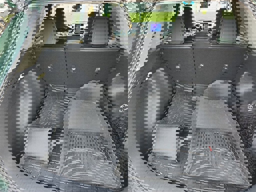 Used 2023 Toyota Corolla Cross XLE w/ Convenience Package image 20