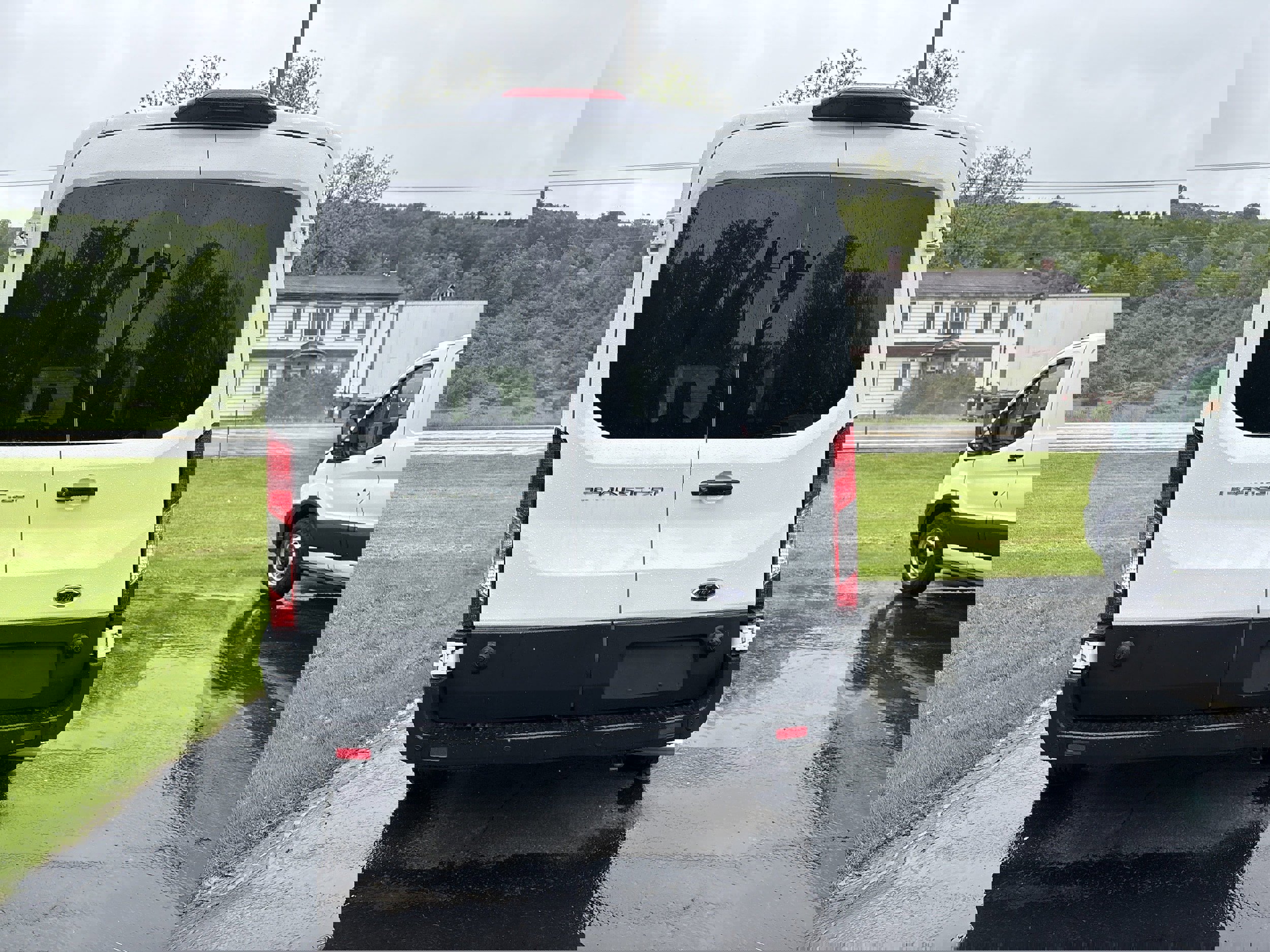 New 2025 Ford Transit 250 148 Medium Roof w/ Load Area Protection Package image 3