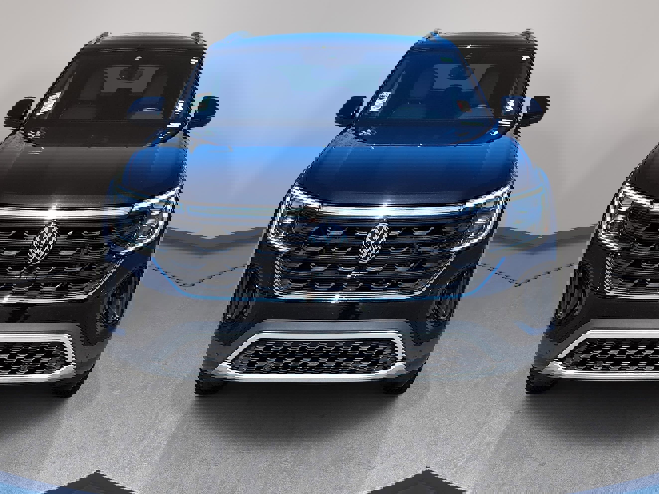 Certified 2024 Volkswagen Atlas Cross Sport SE w/ Panoramic Sunroof Package image 2