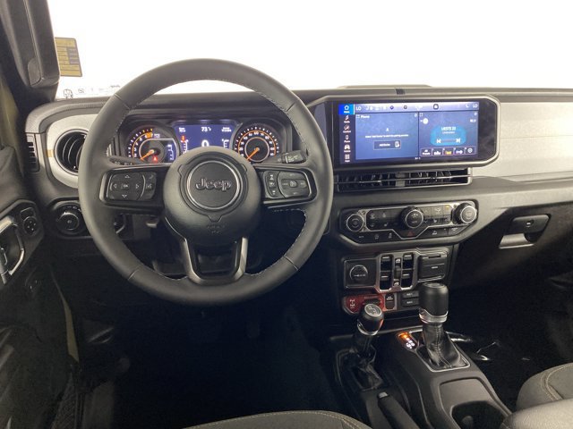 Used 2025 Jeep Wrangler Unlimited Sport AWD/4WD image 19