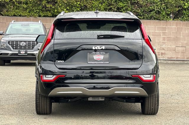 Used 2025 Kia Niro Wave image 7