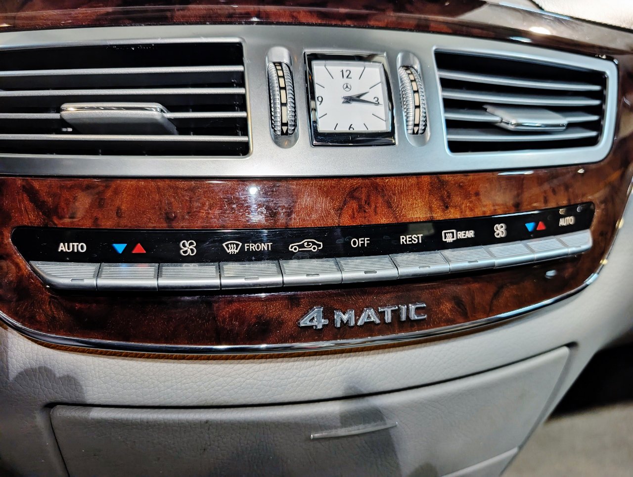 Used 2008 Mercedes-Benz S 550 4MATIC image 45