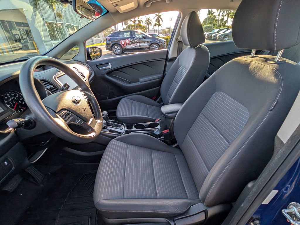Used 2018 Kia Forte LX w/ LX Popular Package image 10