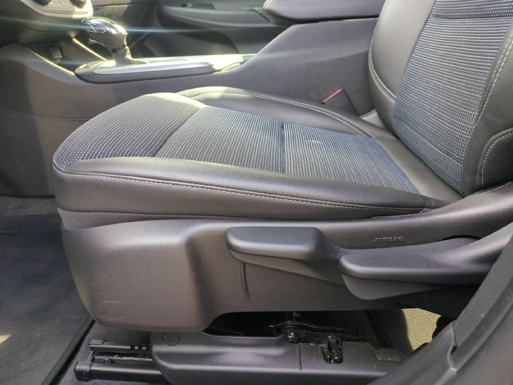 Used 2026 Buick Envista Preferred FWD image 14