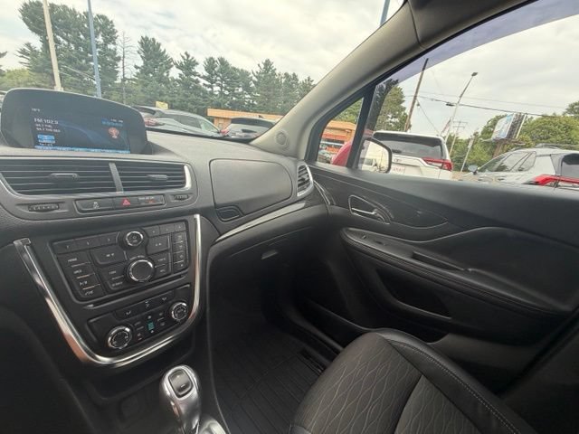 Used 2015 Buick Encore Convenience FWD image 27
