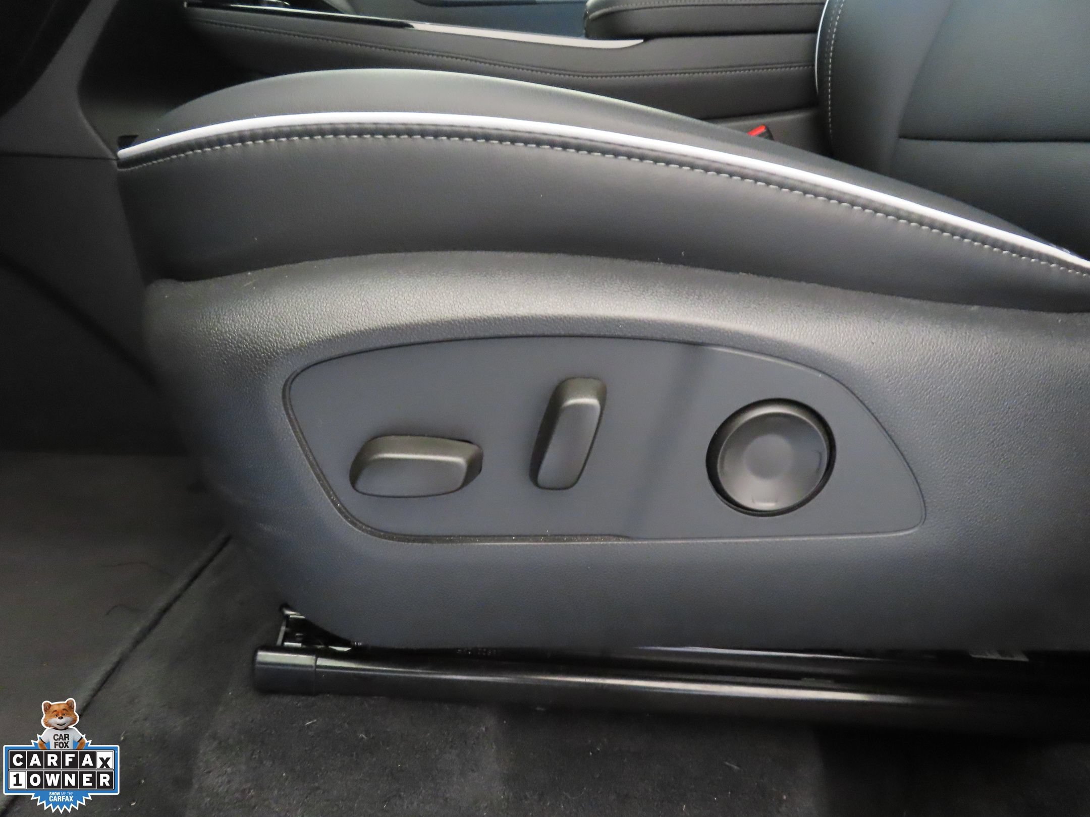 Used 2026 Buick Enclave Preferred FWD image 12