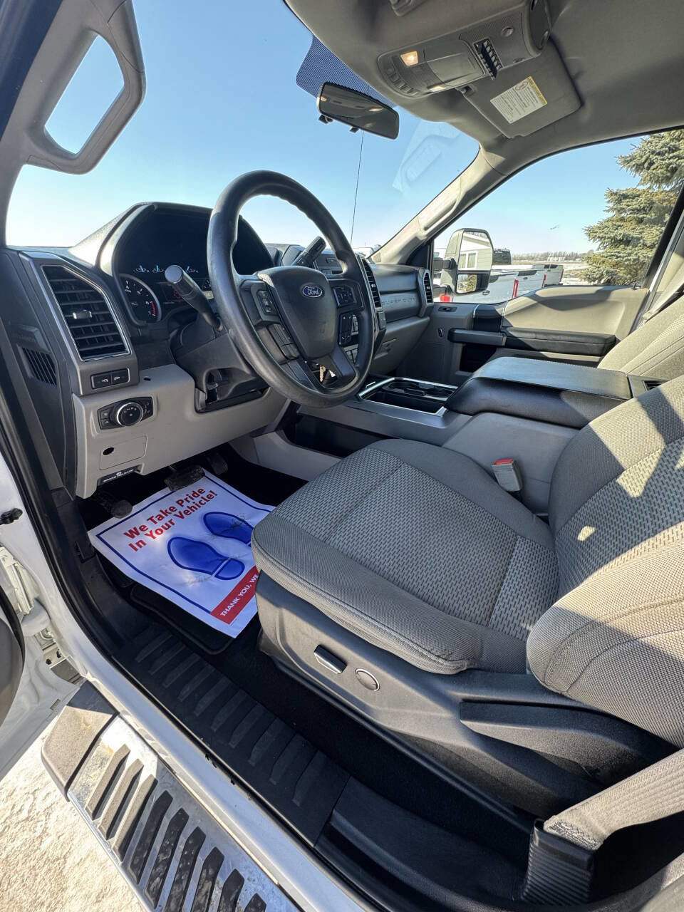 Used 2019 Ford F350 XLT w/ FX4 Off-Road Package image 38